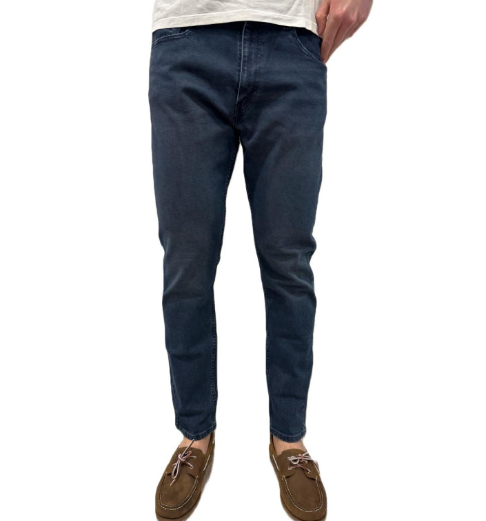 Levi’s 512 slim taper