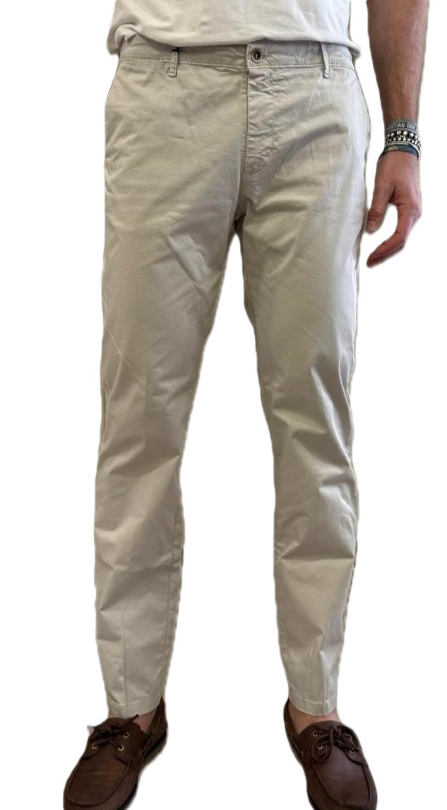 Pantalone slim in cotone