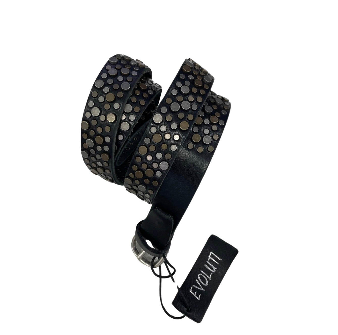 Smooth leather belt with studs