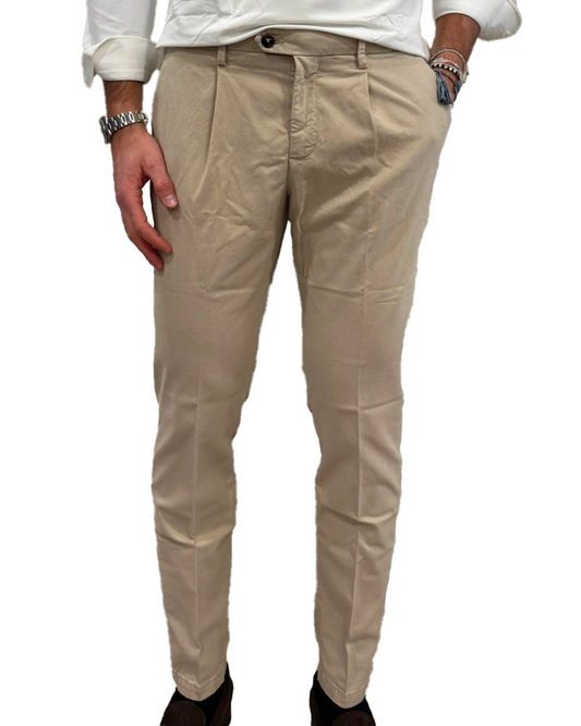 Pantalone slim in cotone