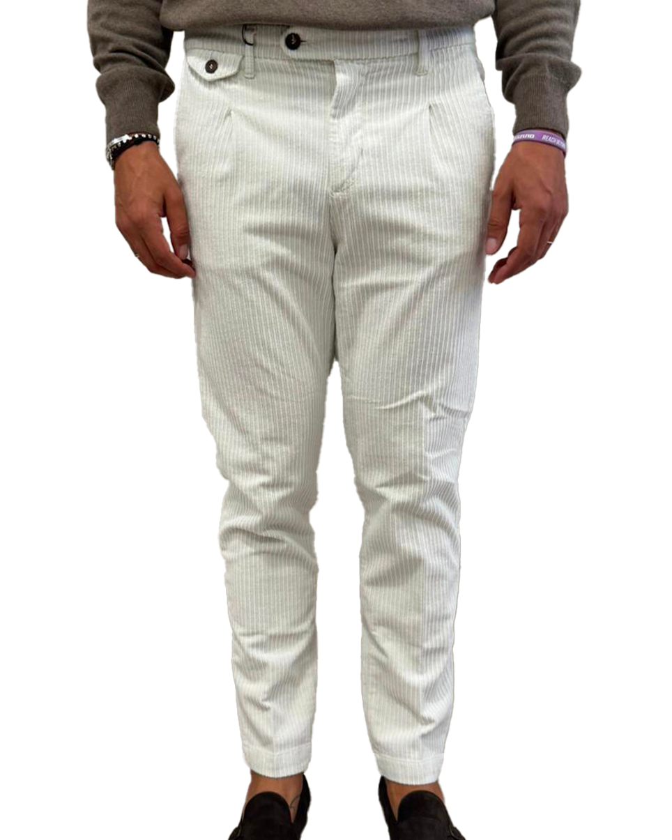 Pantalone slim in velluto S. Nautica