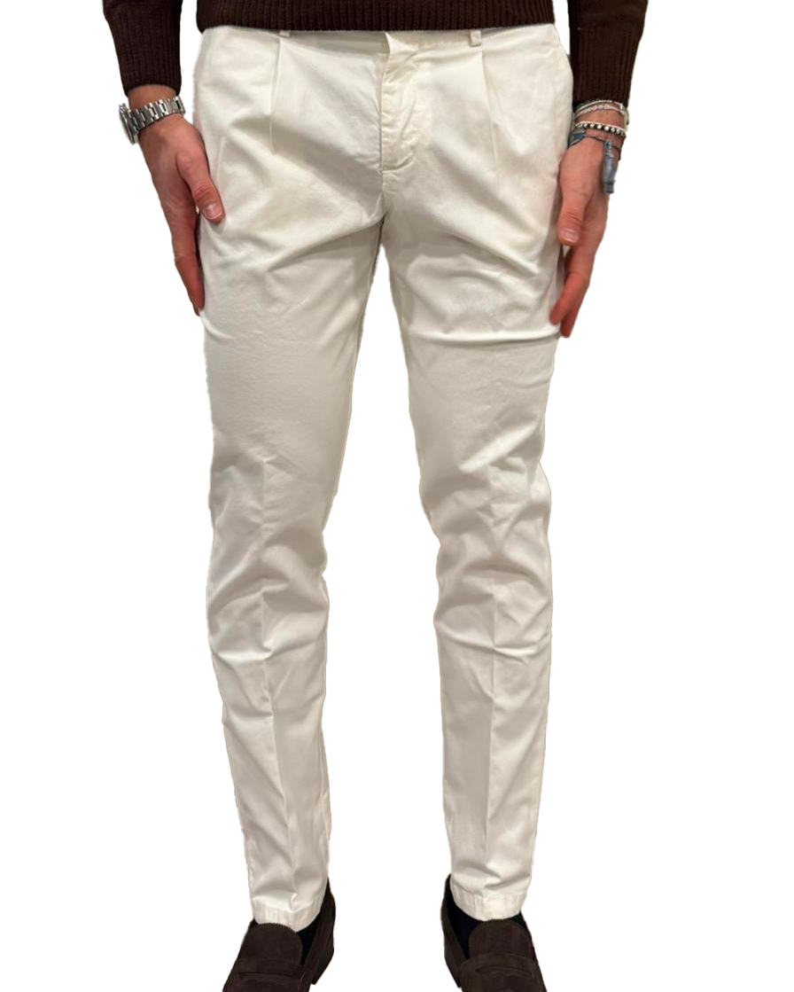 Pantalone slim in cotone