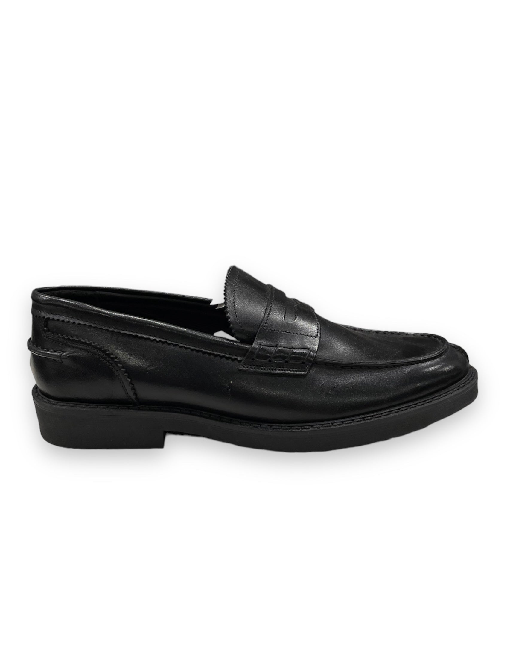 Leather moccasin