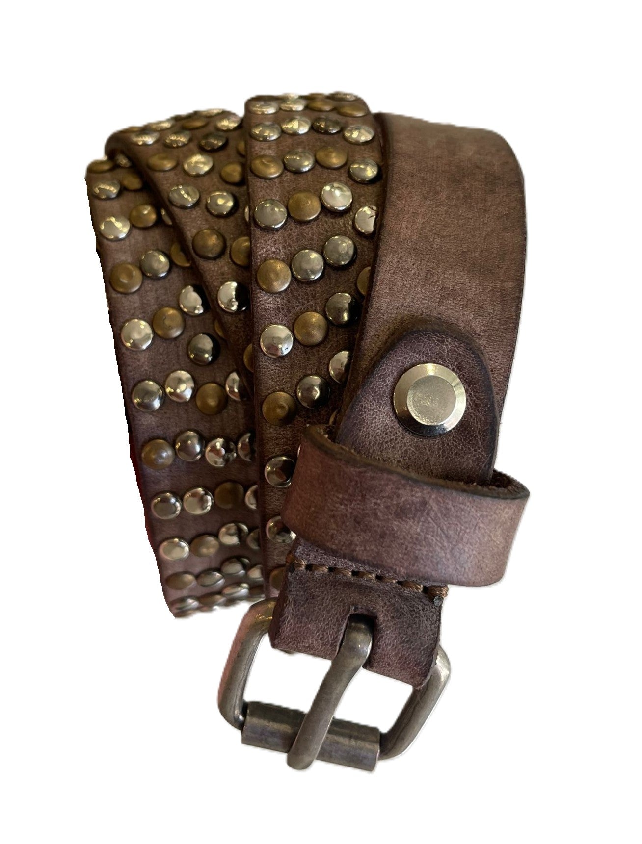 Leather belt with studs