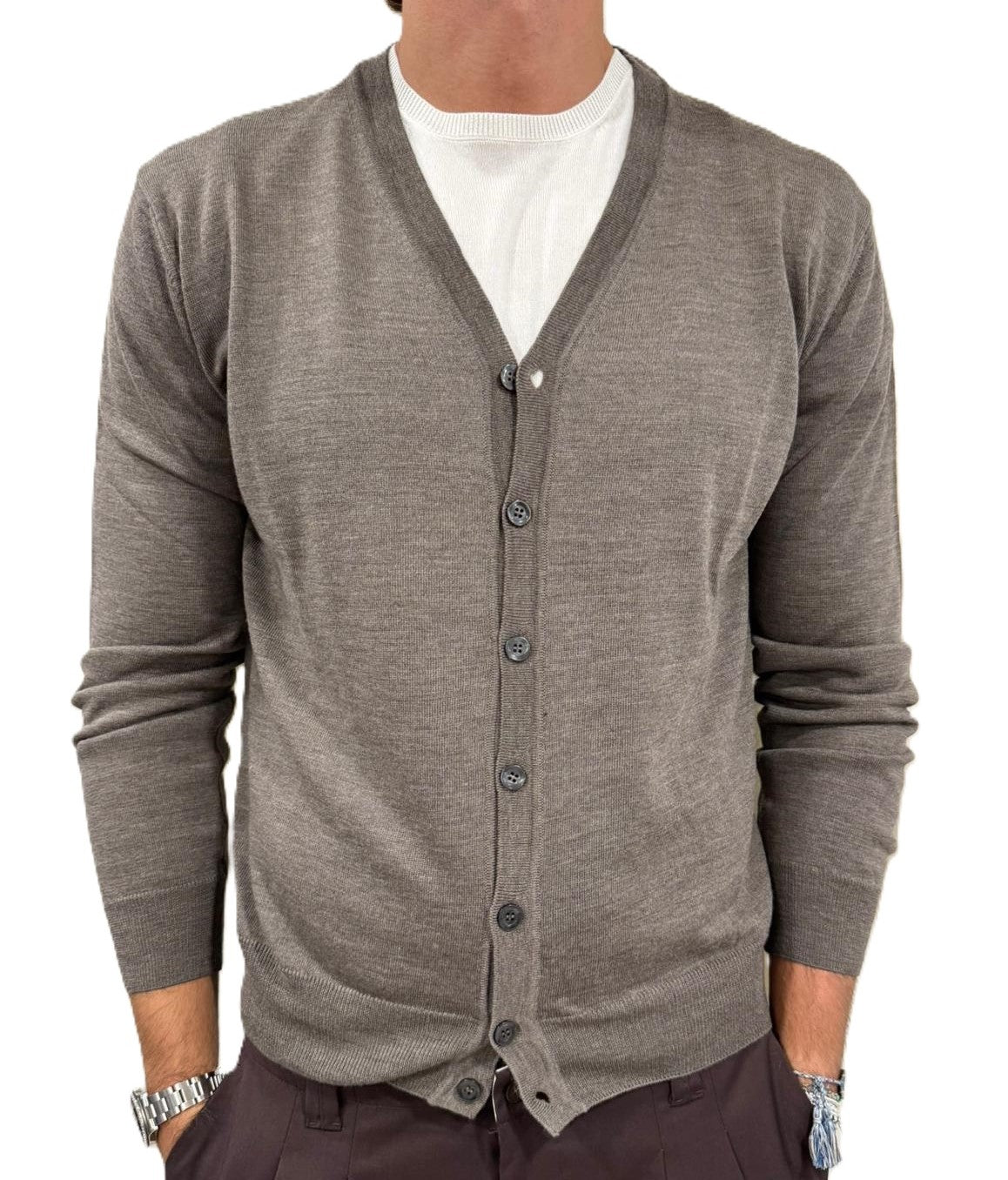 Cardigan in pura lana merinos